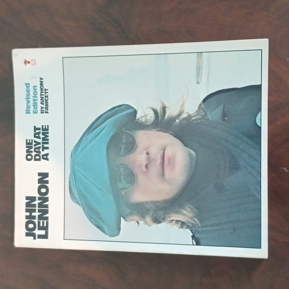 John Lennon One Day At A Time - Fawcett Book